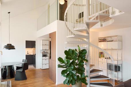 Aesthetics, Space, and Light: An Exclusive Penthouse Apartment in a Prime Location