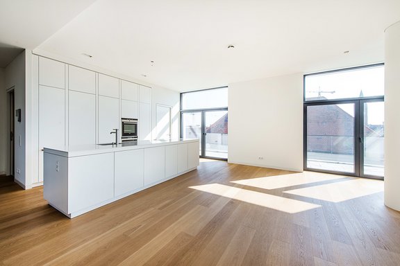 Kitchen with adjoining dining area
