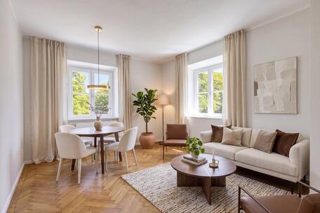 The charm of an older building on the idyllic Schlosskanal: A light-filled, perfectly laid-out 3-room apartment
