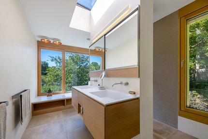 High class bathroom design