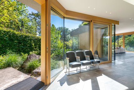 Inviting entrance area