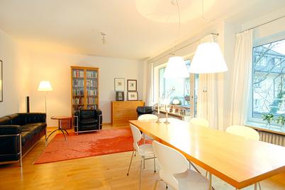 Attractive apartment with modern equipment near castle canal