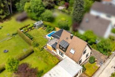 Family-friendly location: Building plot with perfect south-west orientation