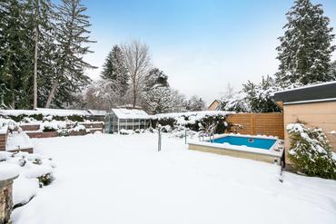 Family-friendly location: Building plot with perfect south-west orientation