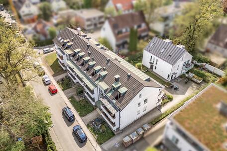 An attractive complex of 28 units ranging from approximately 27 to 89 m² near the Waldfriedhof