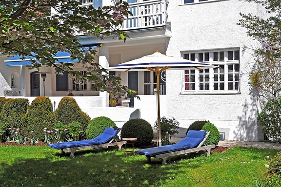 Beautifully landscaped south garden