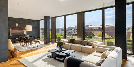 "THE SEVEN TOWER": Luxurious 2-room apartment with high design standards, 24/7 concierge and SPA