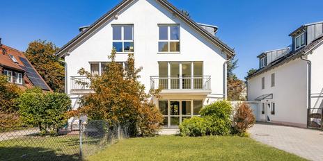 Ready to move into in a quiet location: Well-maintained semi-detached house with four bedrooms