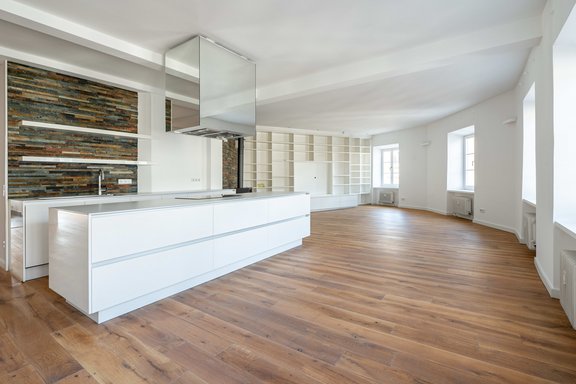 Living/dining/kitchen area with fireplace