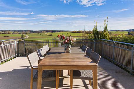 Beautiful family home in timber construction with heat pump, PV and far-reaching views of the countryside