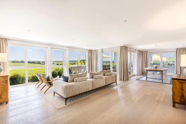 Beautiful family home in timber construction with heat pump, PV and far-reaching views of the countryside