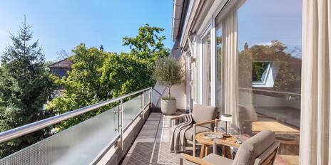 Charming 3.5-bedroom apartment with a sunny south-facing terrace