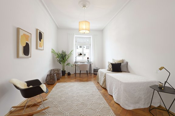 Children's room or study