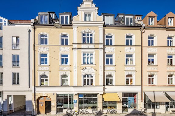 House view front building