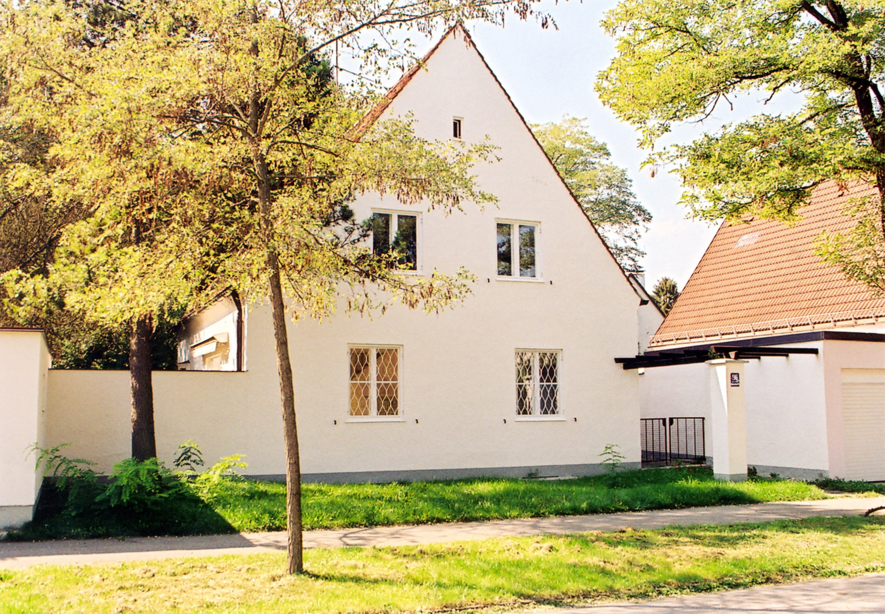 Charmantes Freistehendes Einfamilienhaus Von 1933