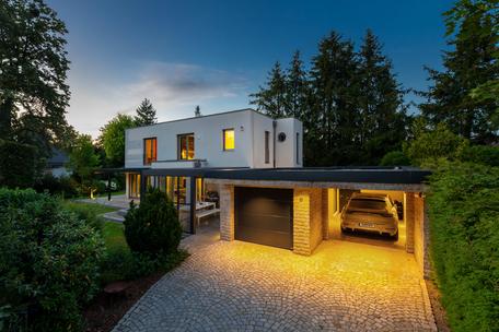 Design domicile with spa area and high-class aesthetics in the most sought-after villa location