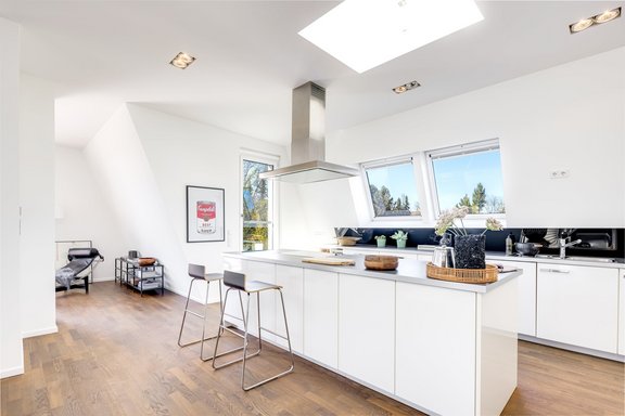 High quality fitted kitchen