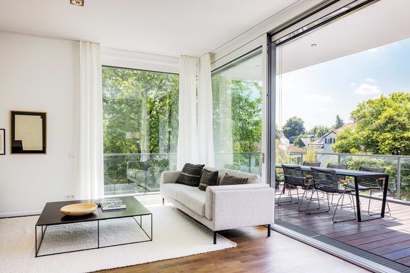 Roof terrace with glass fronts