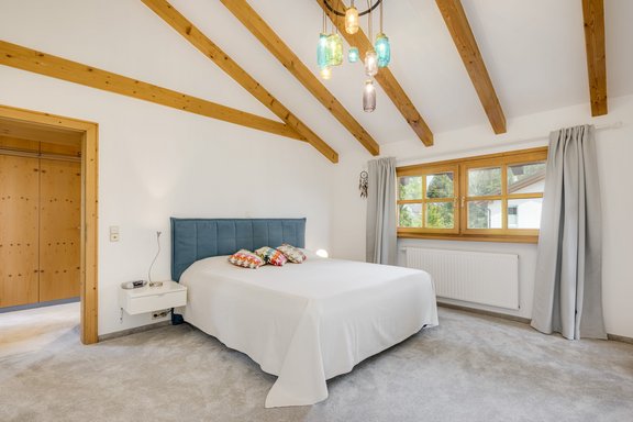 Comfort through beams