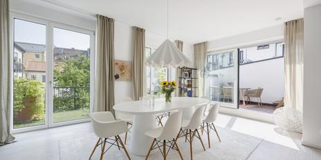 Unique: Versatile and quiet city villa with roof terraces and balconies near Gärtnerplatz