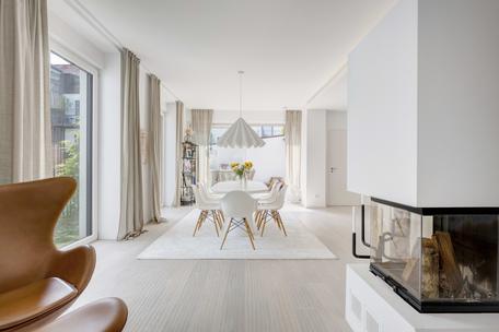 Unique city apartment over four floors and with spacious roof terraces near Gärtnerplatz