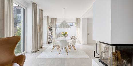 Unique city apartment over four floors and with spacious roof terraces near Gärtnerplatz