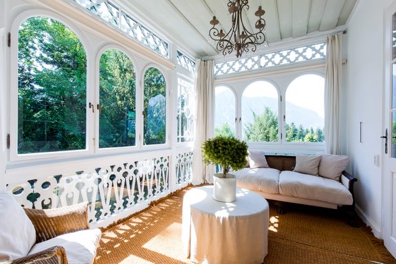 Traditional Aussee winter garden