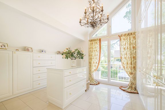 Custom made dressing room