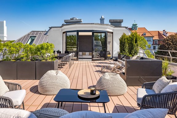 Spacious roof terrace