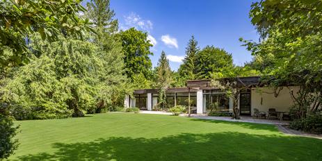 Excellent location near the Isarhochufer: 1,661 m² building plot for exclusive villa