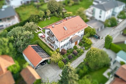 954 m² south-facing plot with family-friendly infrastructure