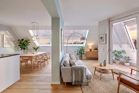 Family-friendly 4.5-room maisonette with roof terrace, modern furnishings, and panoramic views
