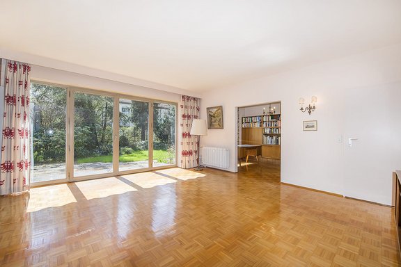 Spacious living area