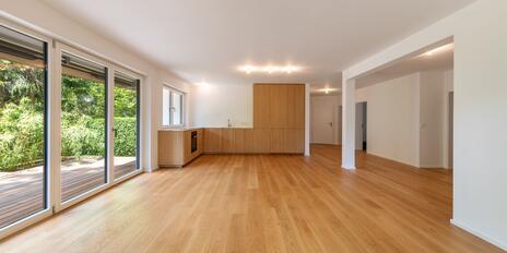 Newly renovated 5-room garden apartment in Menterschwaige