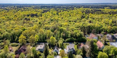 Co-ownership share (WEG) for a residential building in a prime, natural setting