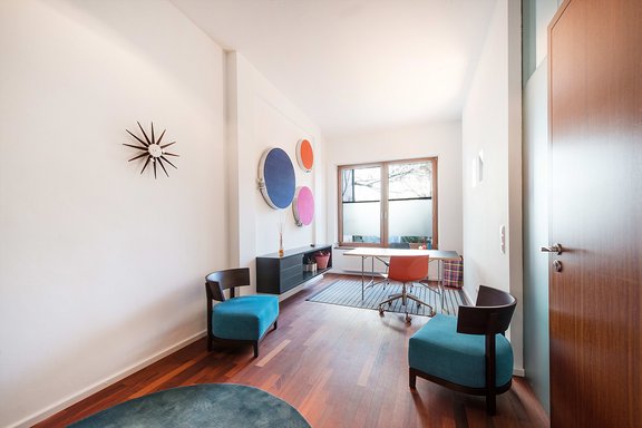 Bright office space (unit 3)