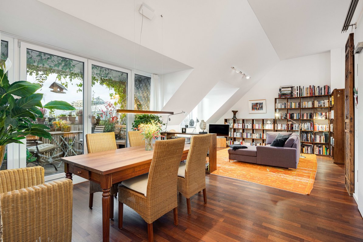 Living/dining area with adjoining west-facing loggia