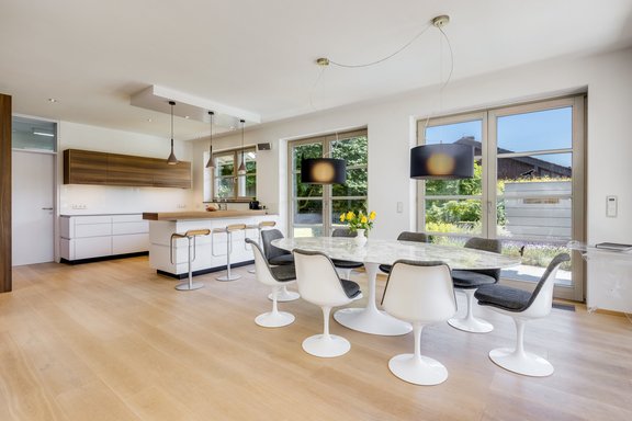 Cooking area and dining area