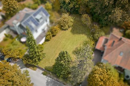 Green refuge in Hadern - building plot with preliminary approval for a multi-family house