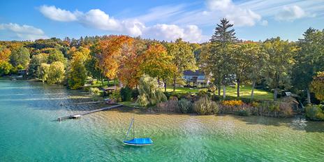 House by the lake: High-class architect's villa from 2014 with dream views, lake access and boathouse