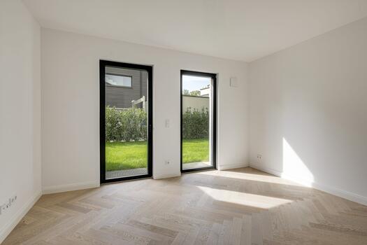 Freundliches Arbeitszimmer