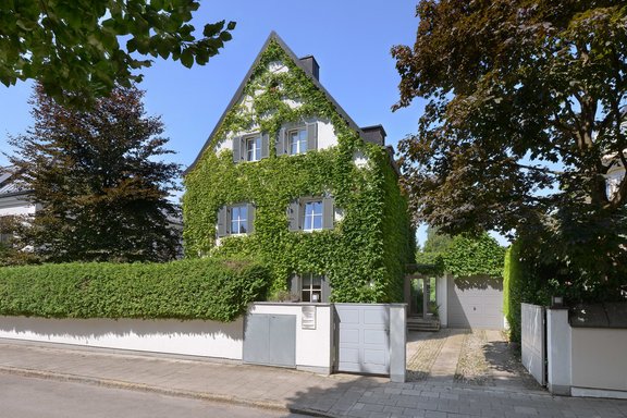 Beautiful in a prime location