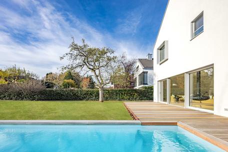 High-class detached villa with pool with stylish aesthetics and technical finesse from 2025