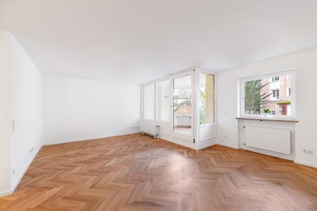 High-quality 1-room apartment with balcony