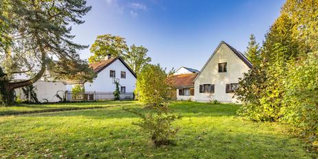 Ideal south-facing plot of 772 m² in the sought-after Waldperlach "fairytale district"