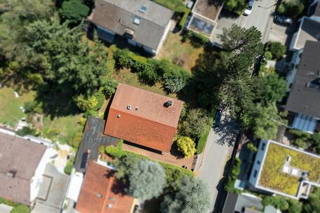 In the green neighborhood of Solln: A 580 m² building lot near Forstenrieder Park