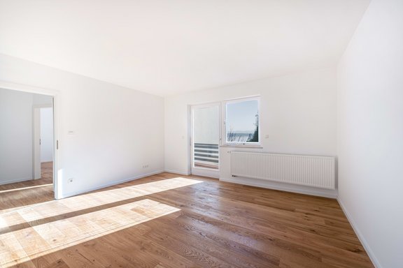 Children's room with balcony access