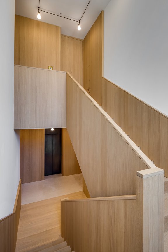 Staircase with lift in award winning design