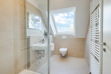 Shower room with walk-in shower