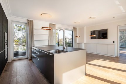 Luxurious fitted kitchen